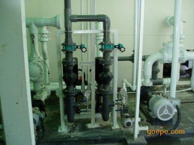 純水系統(tǒng)-反滲透純水設(shè)備,離子交換純水設(shè)備,純水機-用于發(fā)電、電子元器件、化工、日用化工、醫(yī)藥、食品、金屬表面處理等各種行業(yè)-純水系統(tǒng)