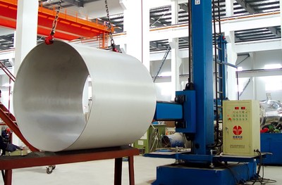 日用化工、化妝品、制藥、食品等行業成套設備